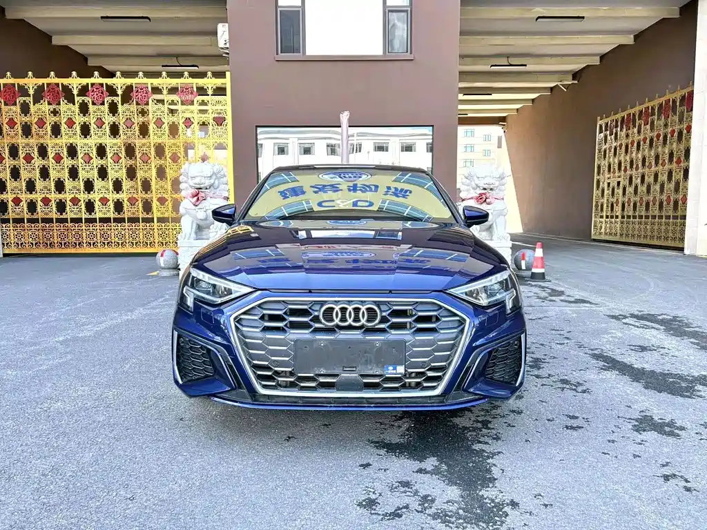 Audi A3 2022 — фото 2