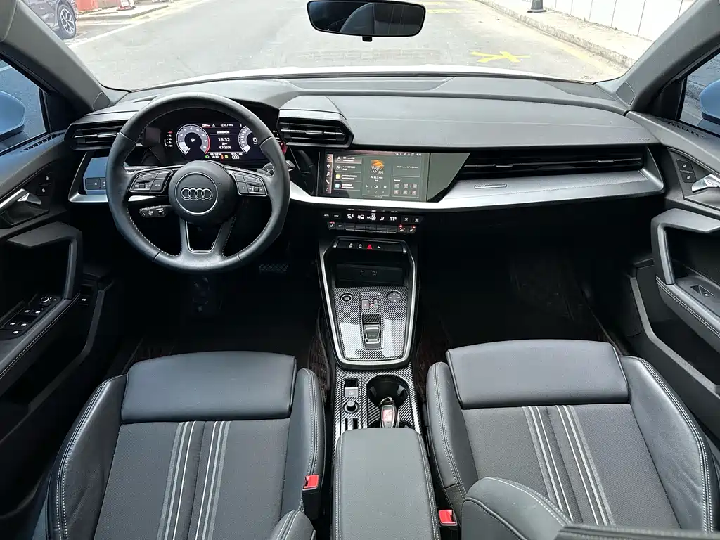 Audi A3 2022 — фото 15