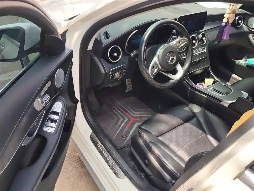 Mercedes-Benz C-Class 2020 — фото 14