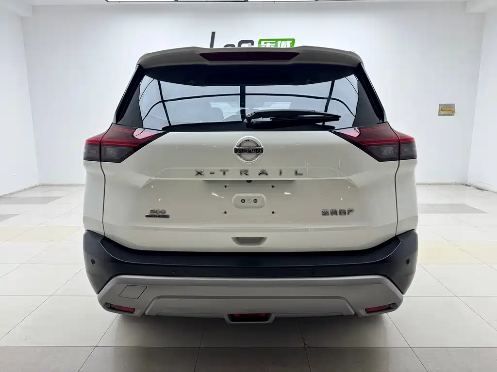Nissan X-Trail 2021 — фото 17