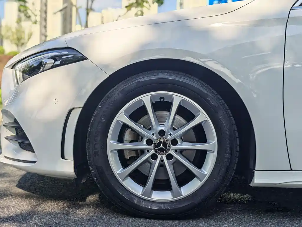 Mercedes-Benz A-Class 2020 — фото 15
