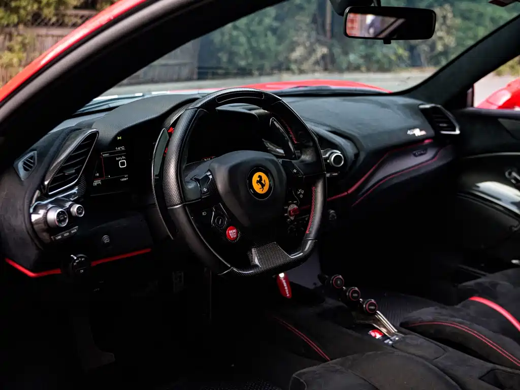 Ferrari 488 2020 — фото 17