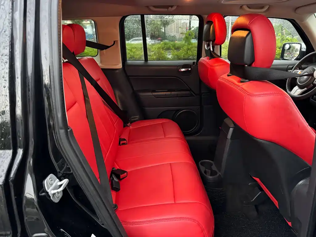 Jeep Patriot 2013 — фото 14