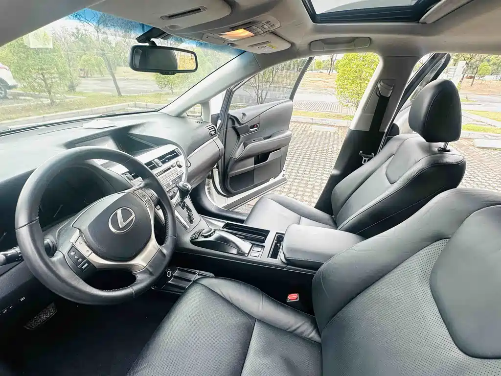 Lexus RX Classic 2015 — фото 10