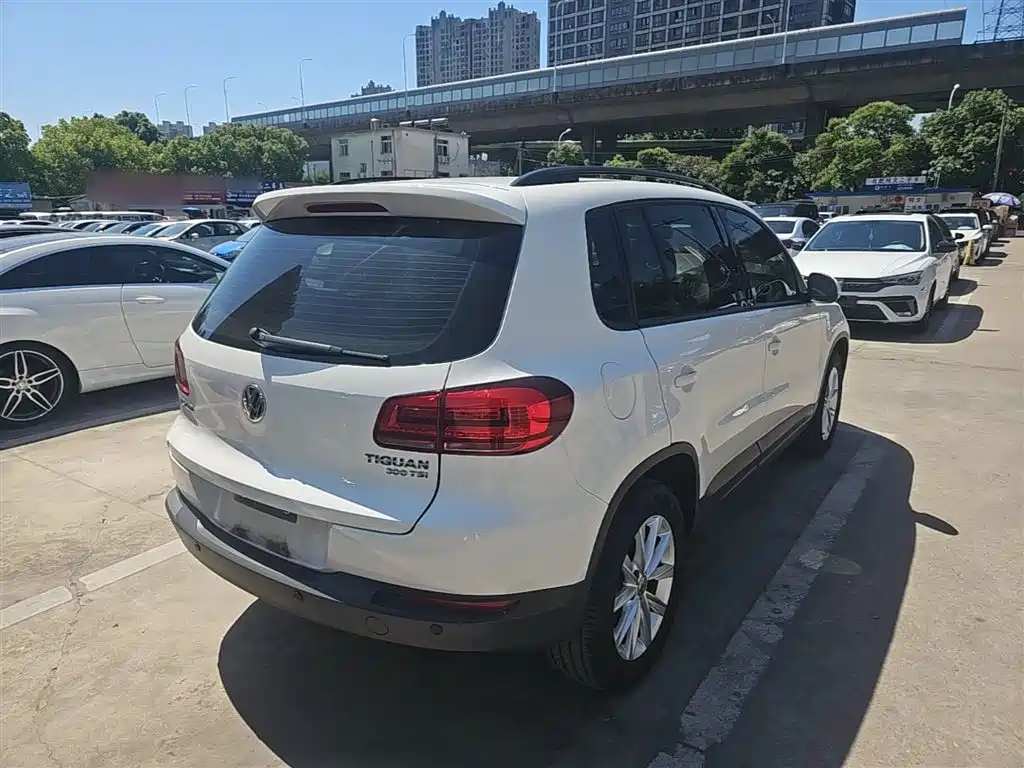 Volkswagen Tiguan 2019 — фото 7
