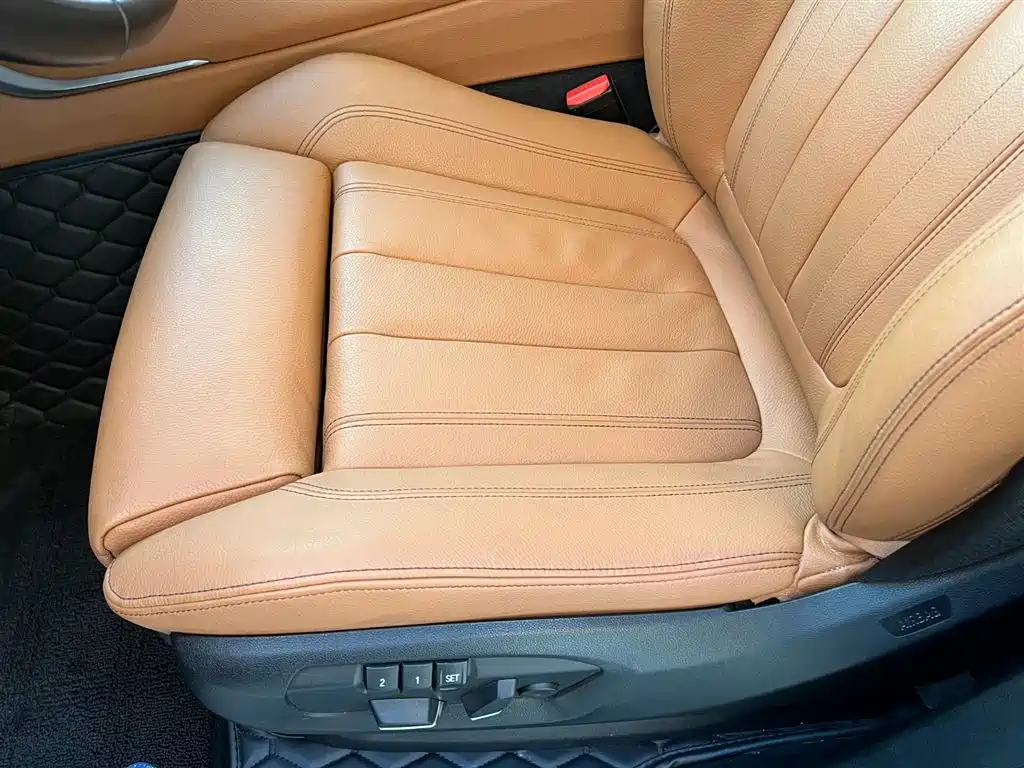 BMW X6 2018 — фото 10