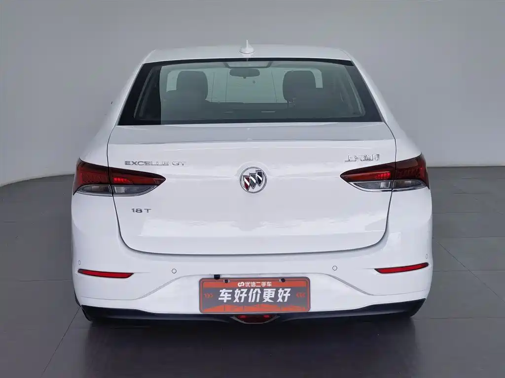 Buick Excelle 2018 — фото 4