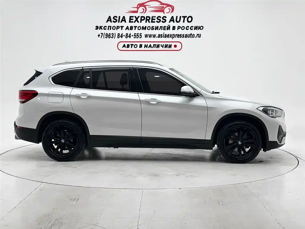 BMW X1 2022 — фото 9
