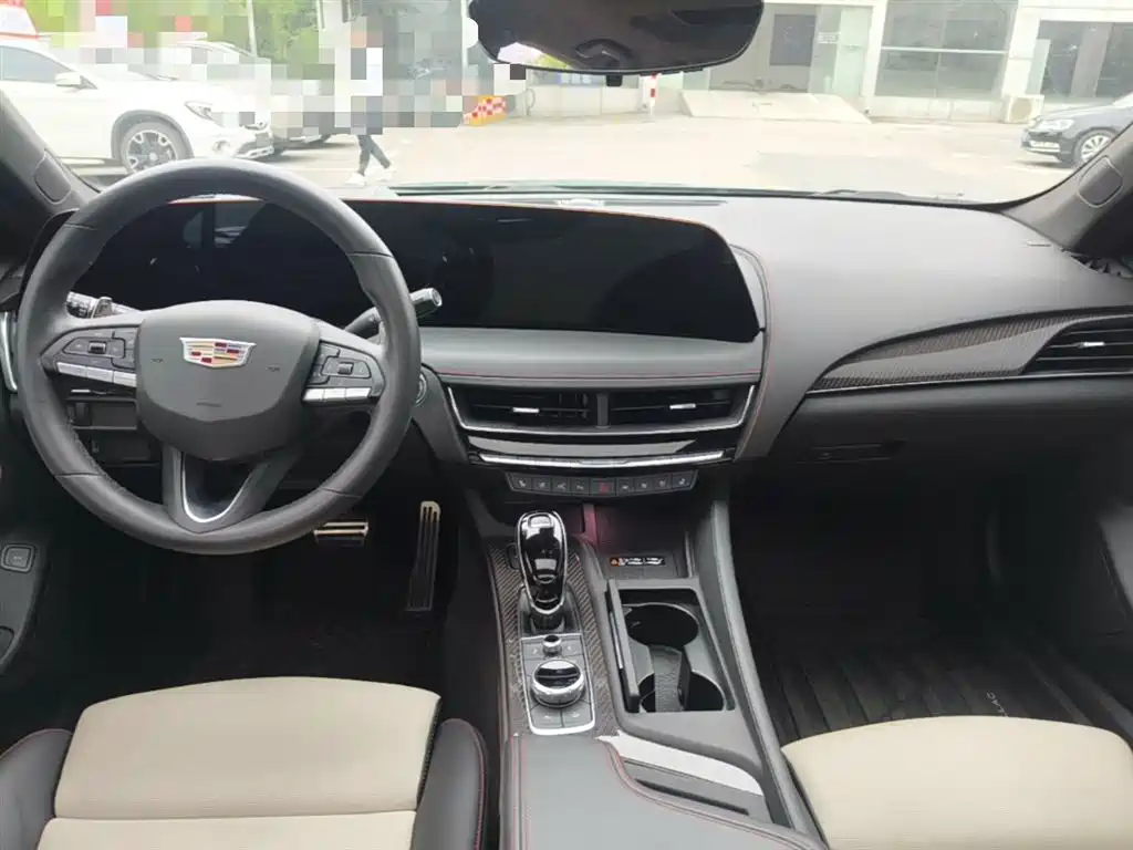 Cadillac CT5 2025 — фото 16