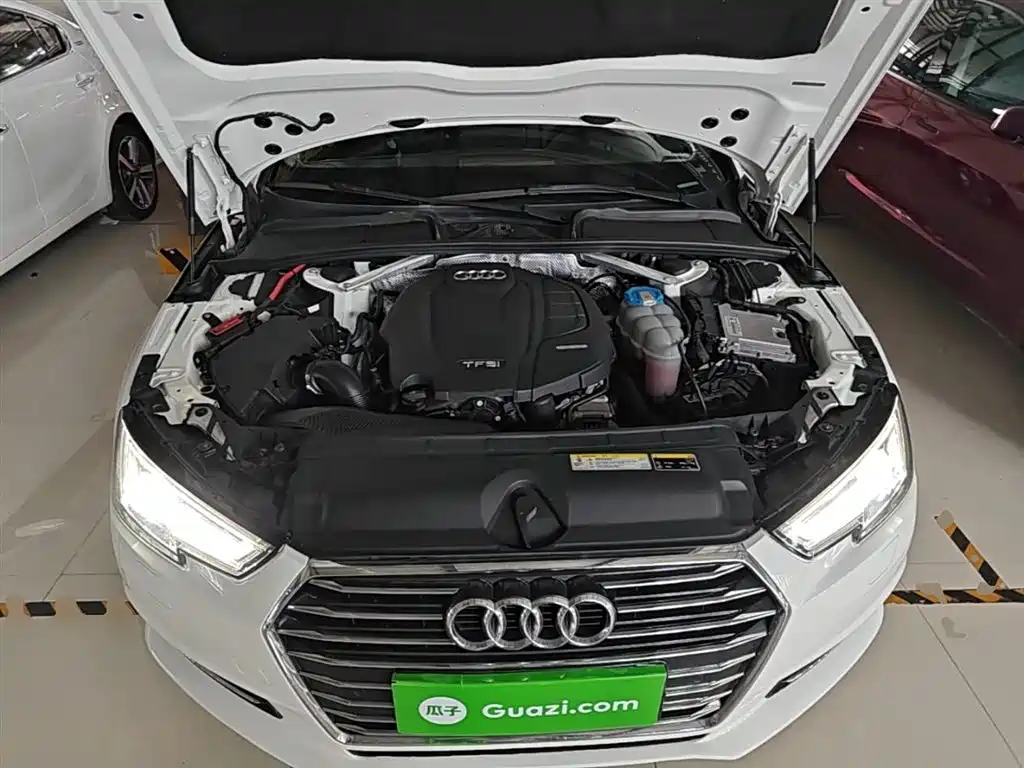 Audi A4L 2017 — фото 20