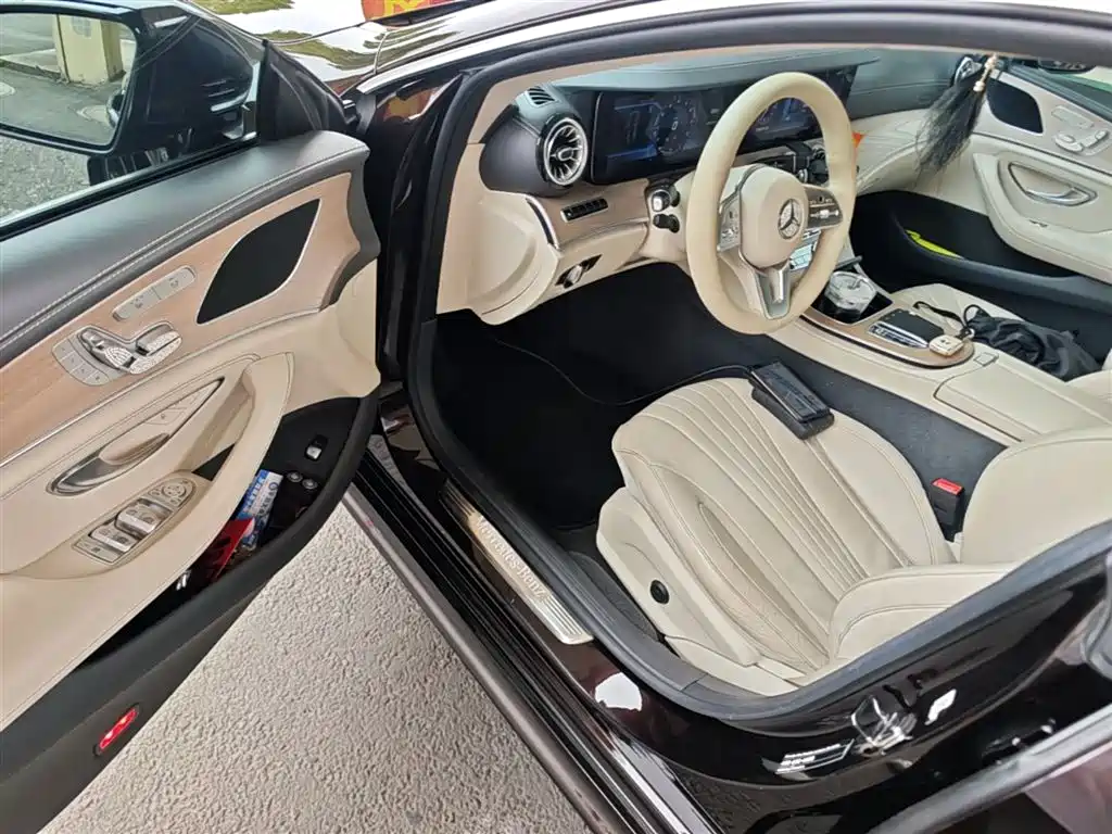 Mercedes-Benz CLS 2019 — фото 16
