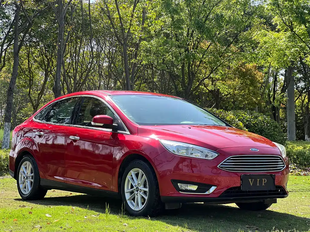 Ford Focus 2016 — фото 3