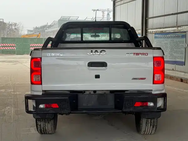 JAC T8 2021