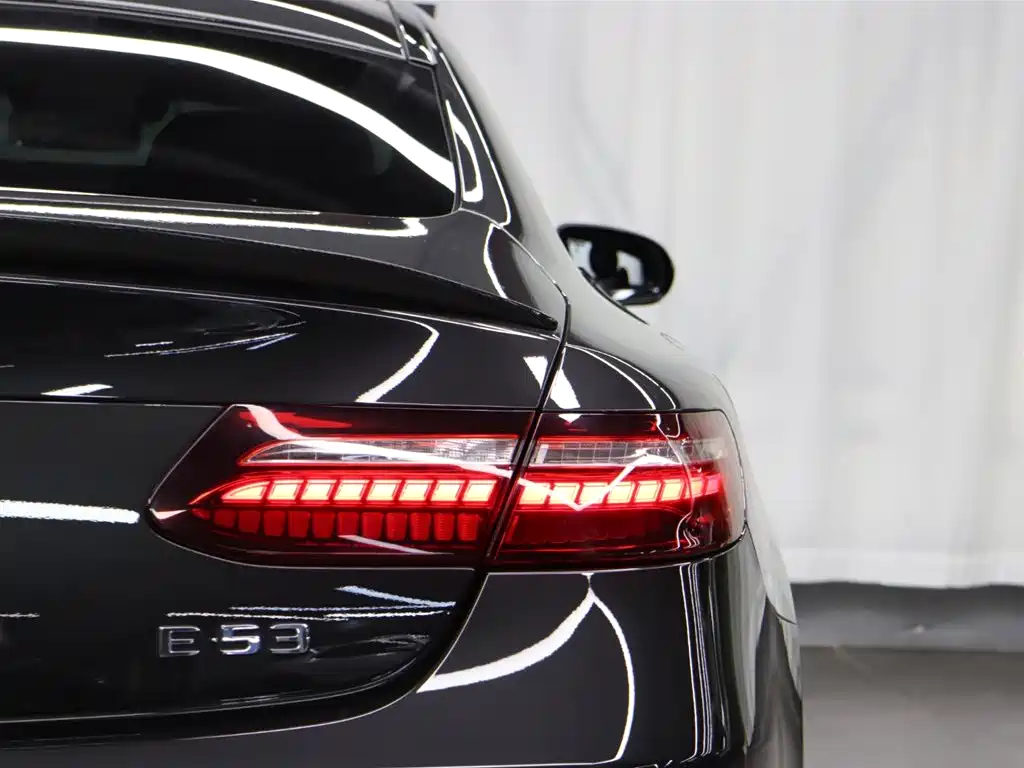 Mercedes-Benz E-Class AMG 2021 — фото 31