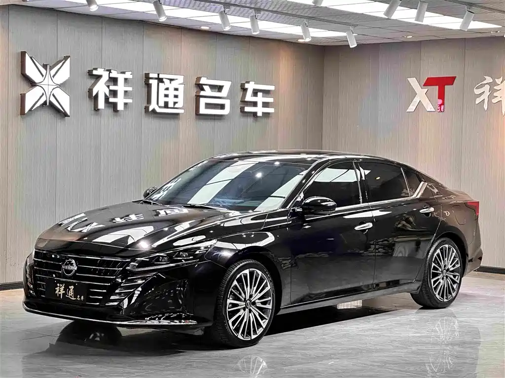 Nissan Teana 2023