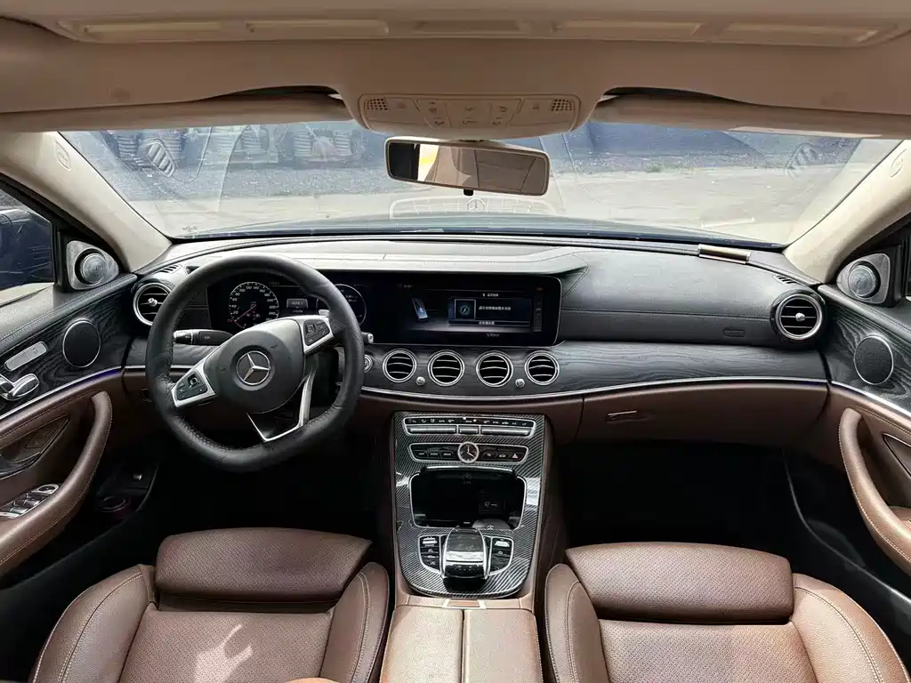 Mercedes-Benz E-Class 2017 — фото 9