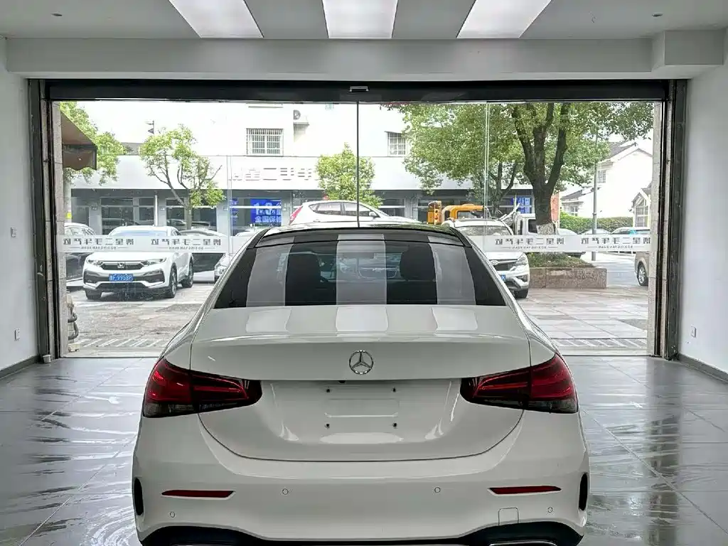Mercedes-Benz A-Class 2020 — фото 8