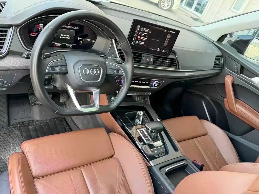 Audi Q5L 2022 — фото 7