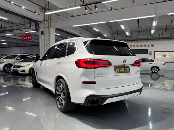 BMW X5 2019