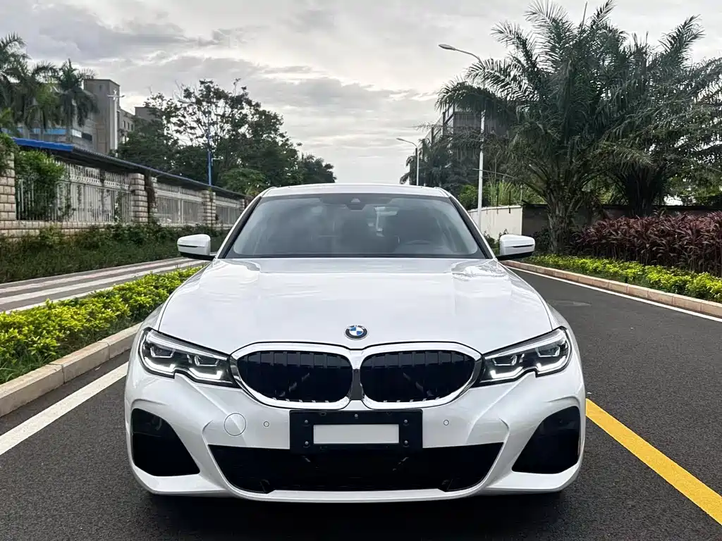 BMW 3 Series 2021