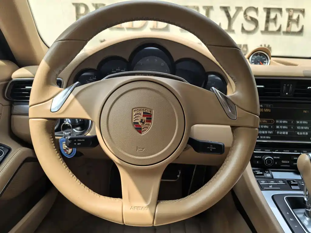 Porsche 911 2015 — фото 12