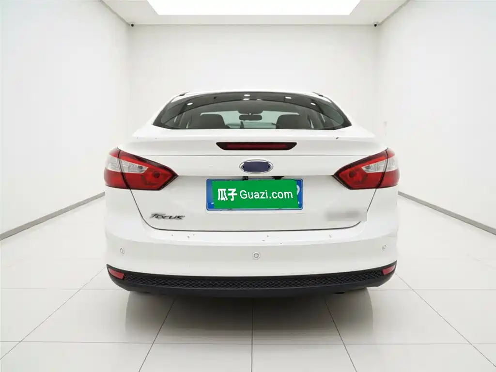 Ford Focus 2015 — фото 4