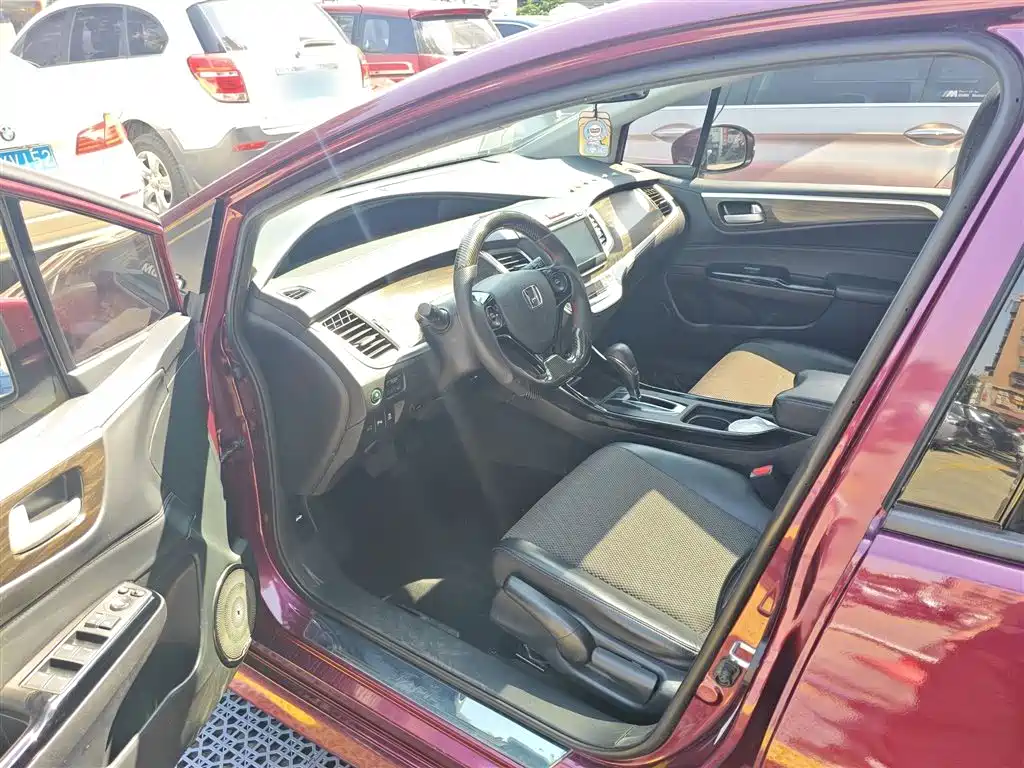 Honda Jade 2019 — фото 16