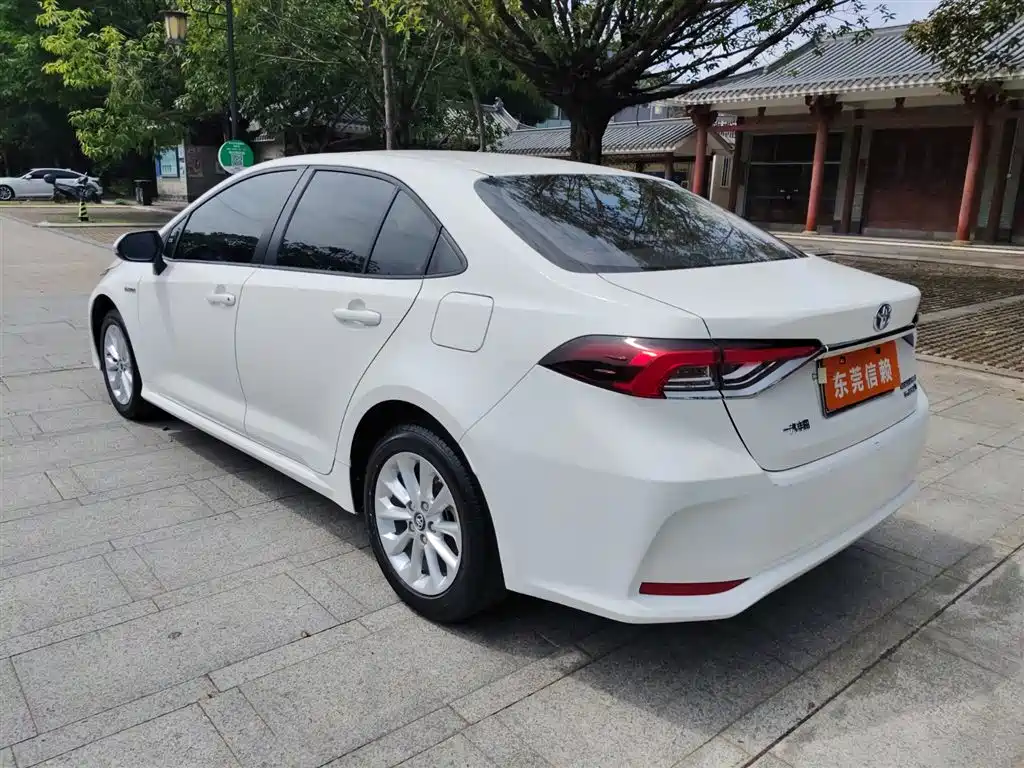 Toyota Corolla 2021 — фото 5
