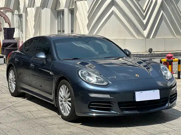 Porsche Panamera 2014
