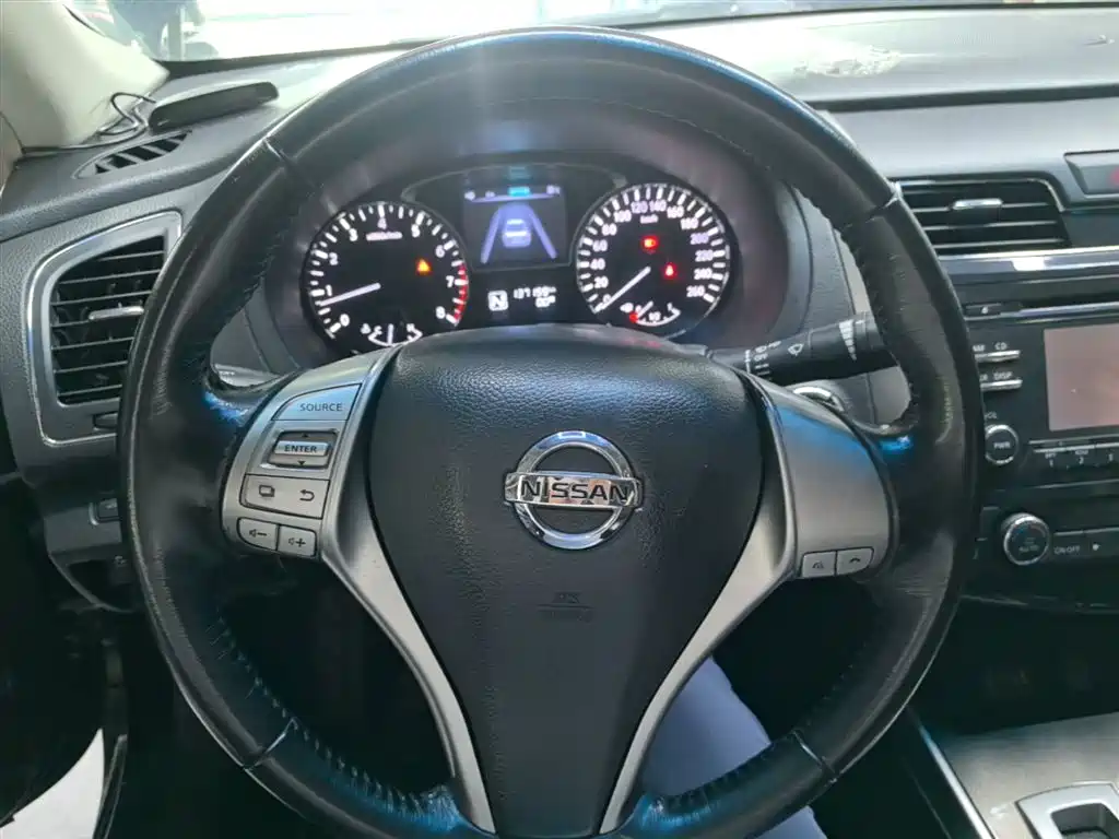 Nissan Teana 2015 — фото 11