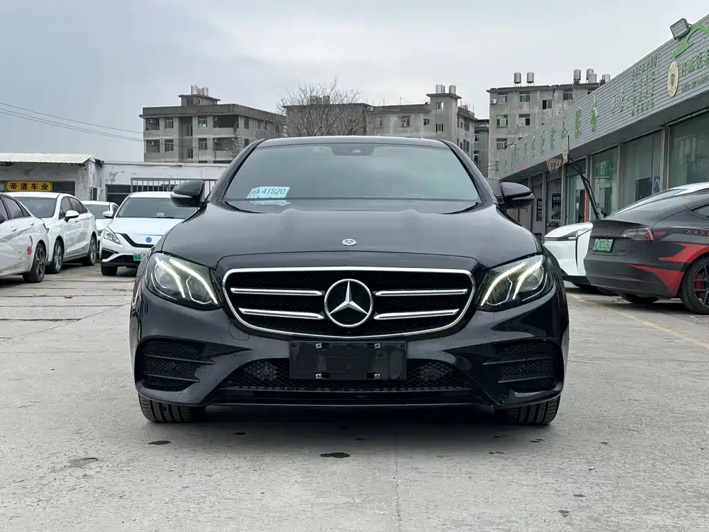 Mercedes-Benz E-Class 2018 — фото 3
