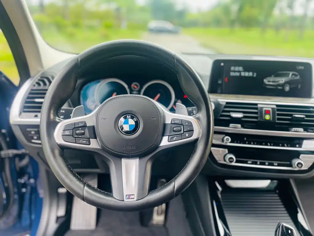 BMW X3 2019 — фото 11
