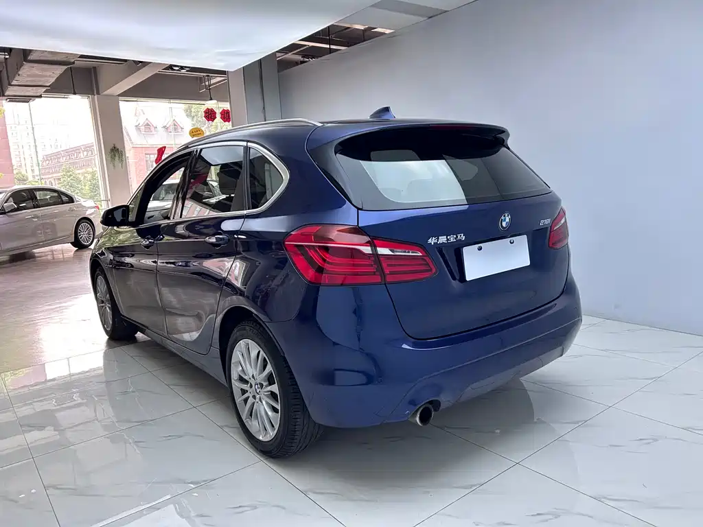 BMW 2 Series Active Tourer 2018 — фото 5