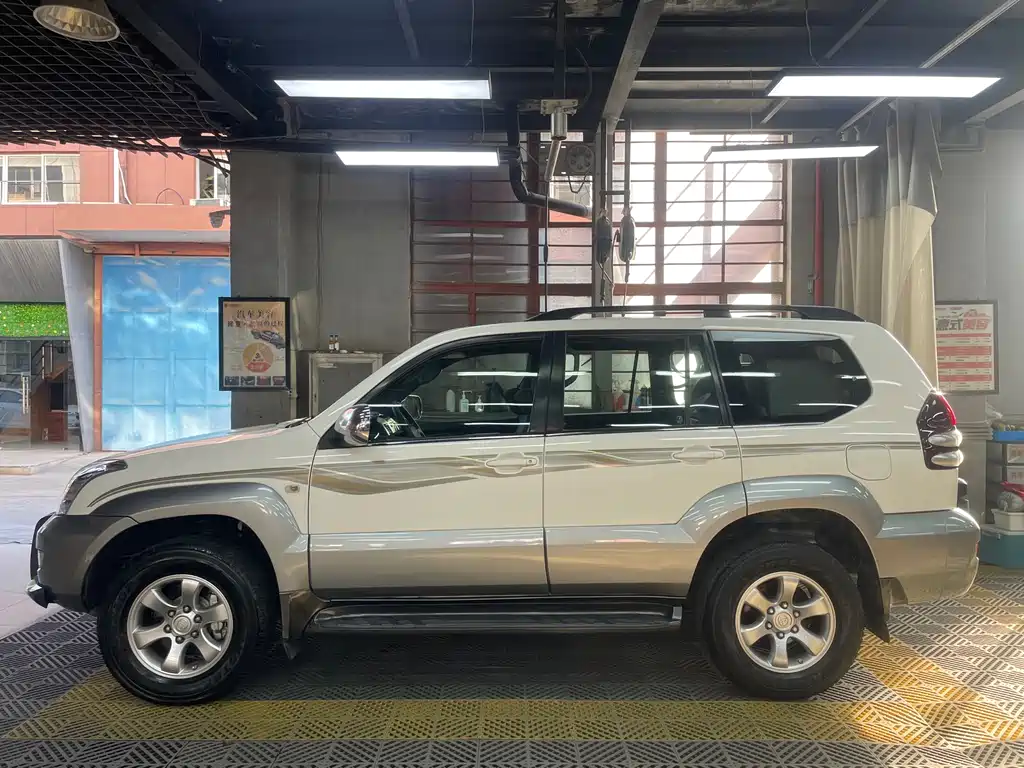 Toyota Prado 2004