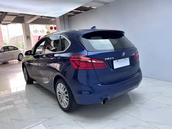 BMW 2 Series Station Wagon 2018