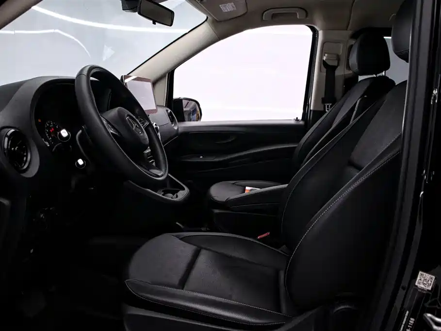 Mercedes-Benz Vito 2022 — фото 11