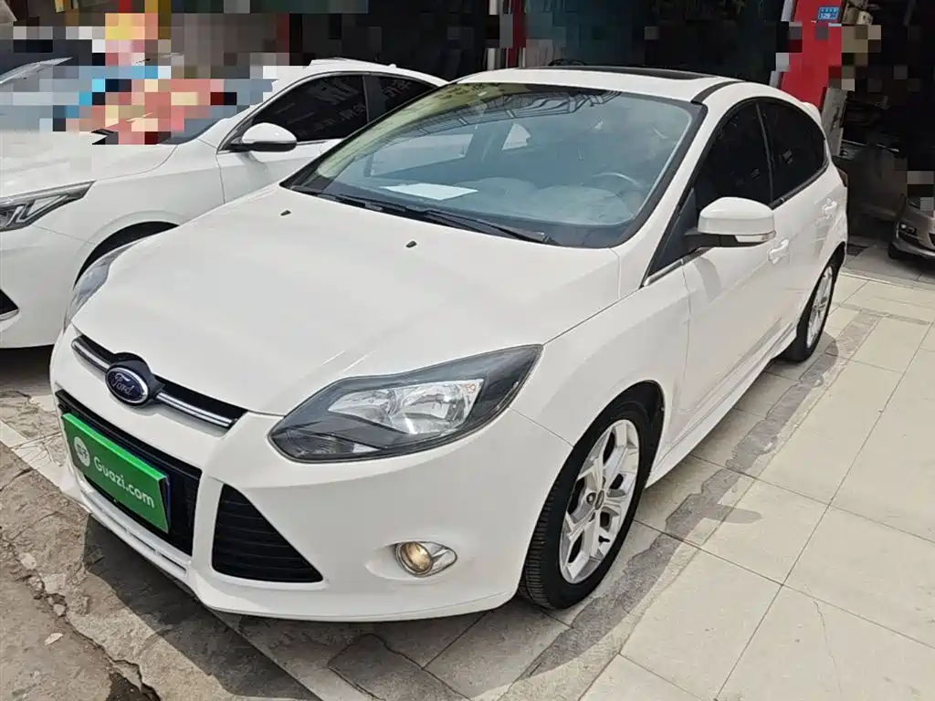 Ford Focus 2015 — фото 2