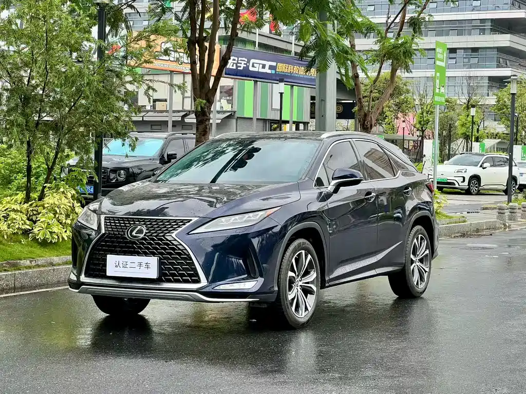 Lexus RX 2022 — фото 1