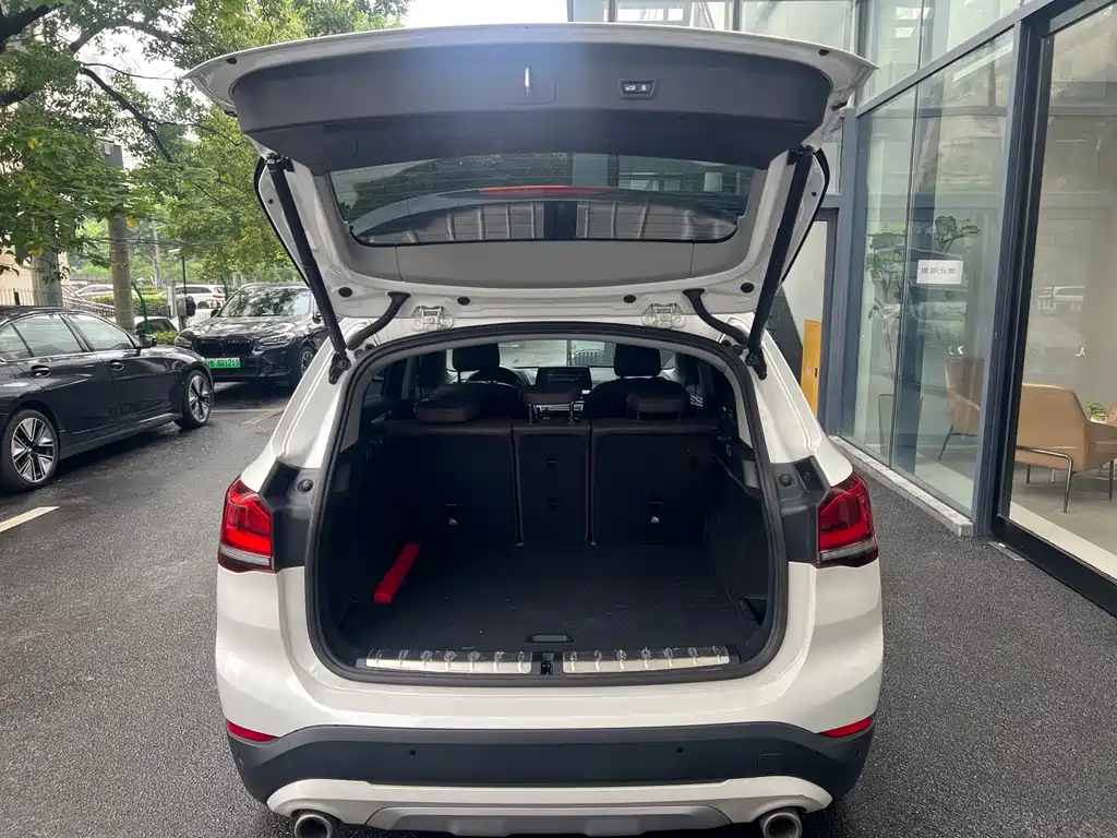 BMW X1 2020 — фото 15