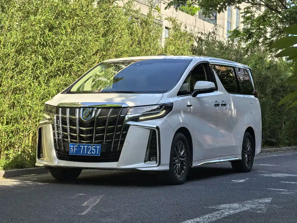 Toyota Alphard 2021 — фото 1