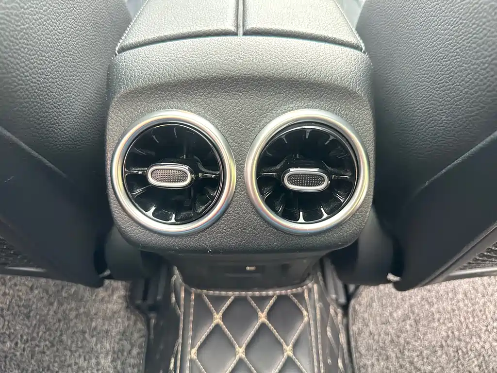 Mercedes-Benz A-Class 2021 — фото 17