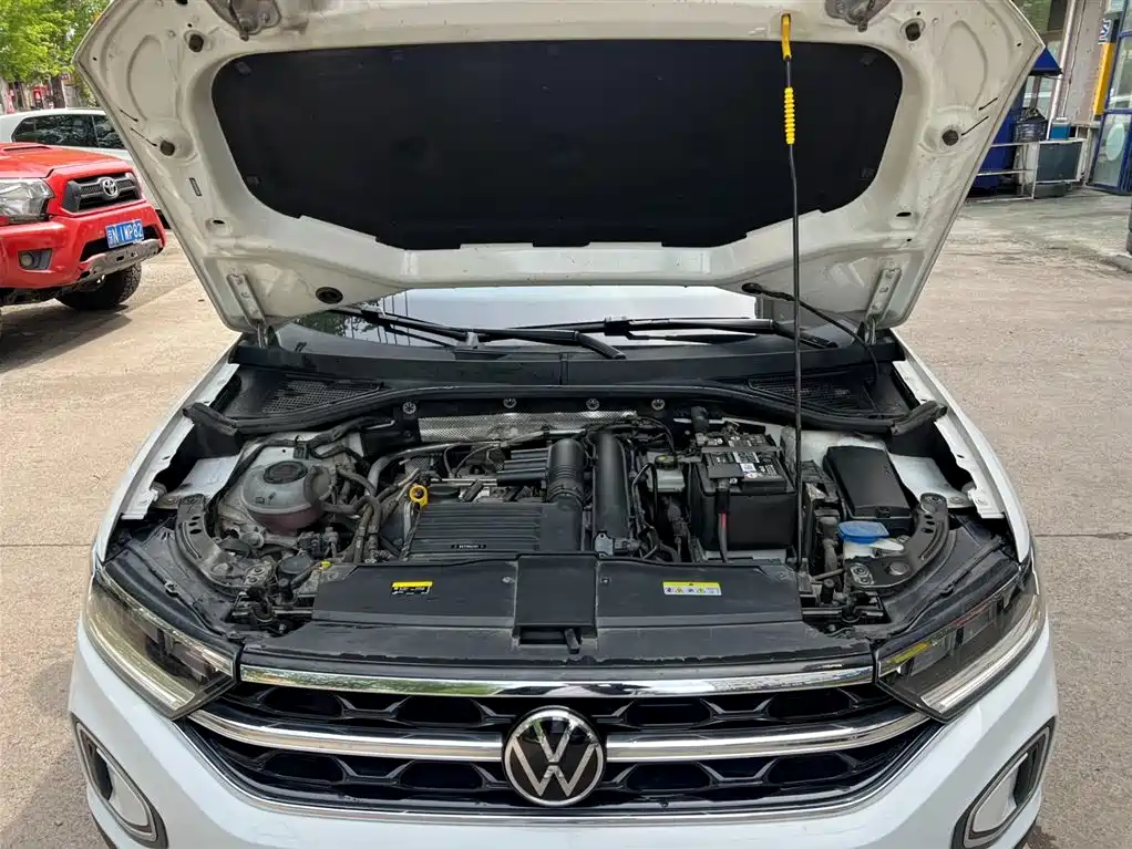 Volkswagen T-Roc 2023 — фото 19