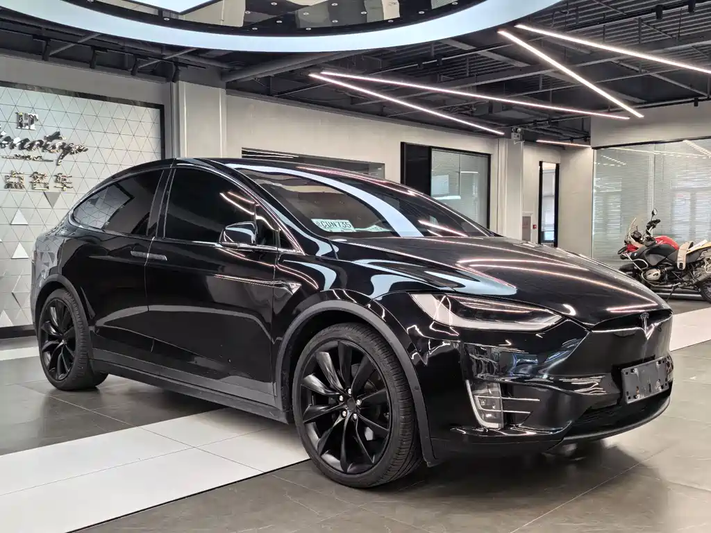 Tesla Model X 2017