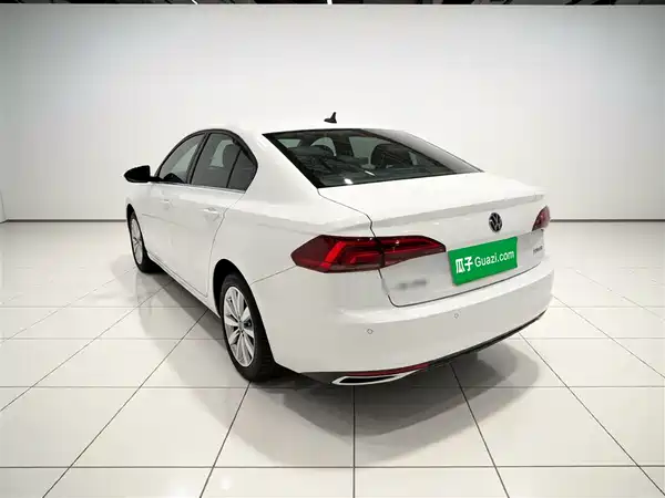 Volkswagen Bora 2021