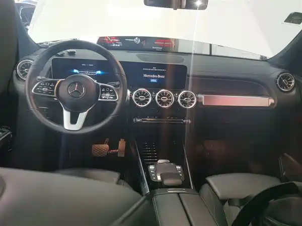 Mercedes-Benz GLB 2020