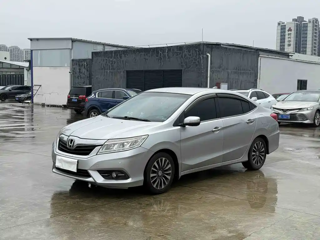 Honda Crider 2013