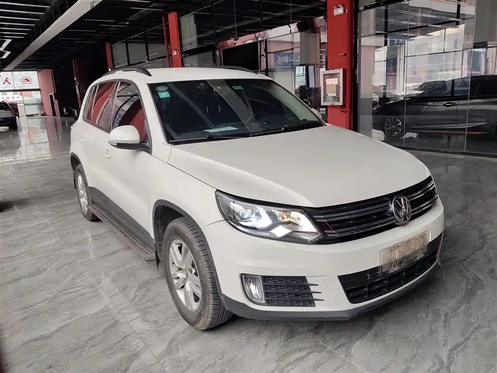 Volkswagen Tiguan 2014 — фото 4