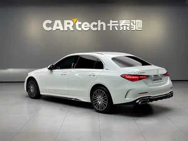 Mercedes-Benz C-Class 2024