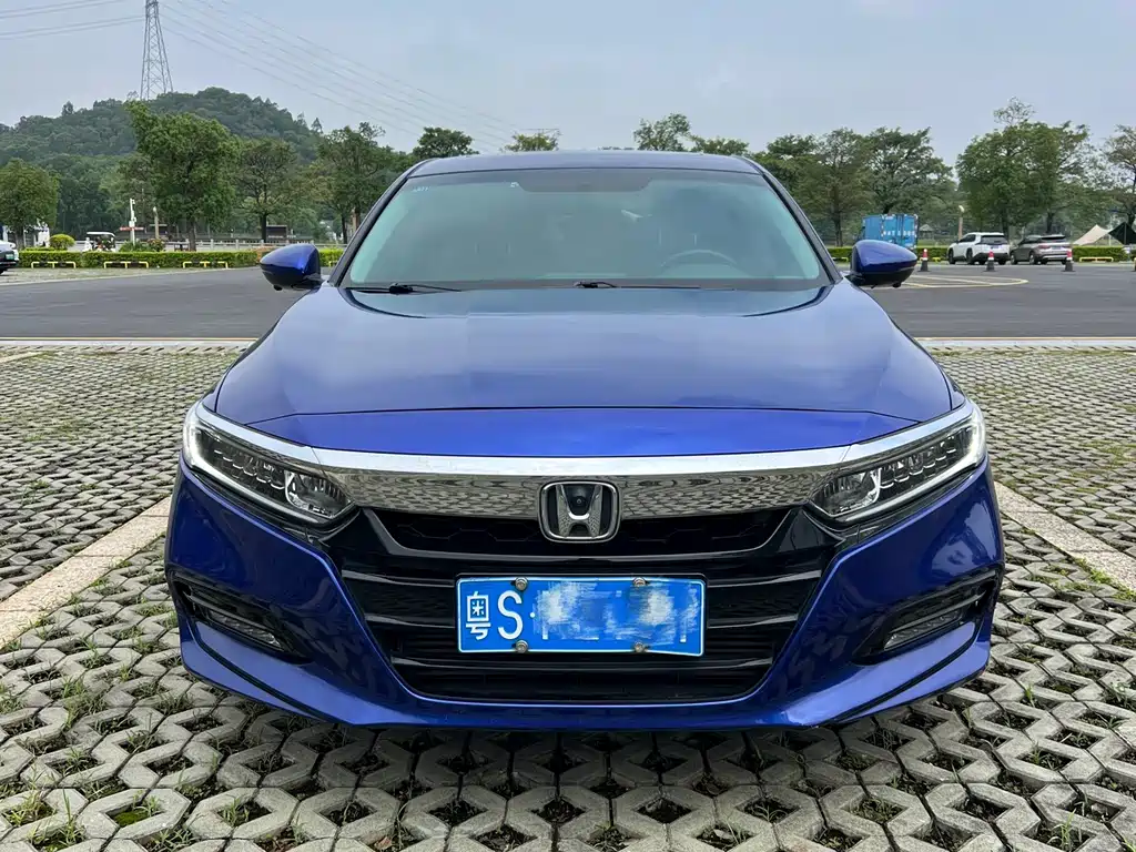 Honda Accord 2019 — фото 1