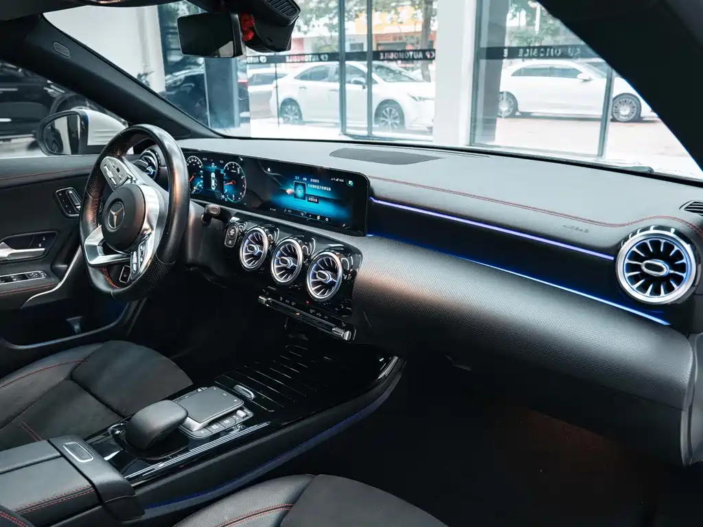 Mercedes-Benz CLA 2021 — фото 18